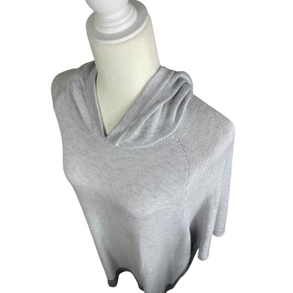 Lululemon Opened Up Poncho Cashlu Fabric Heathered Core Ultra Light Gray Sz M/L - Picture 7 of 16